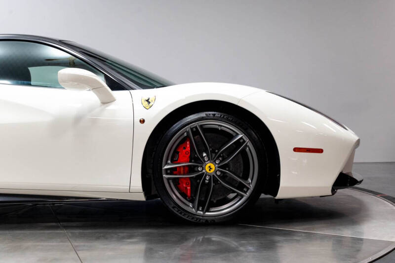 2016 Ferrari 488 GTB