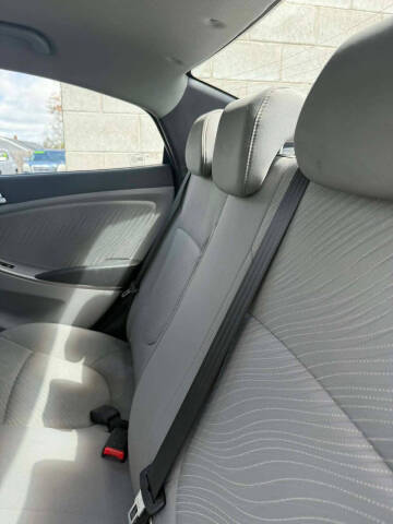 2015 Hyundai Accent GLS