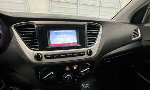 2019 Hyundai Accent SE