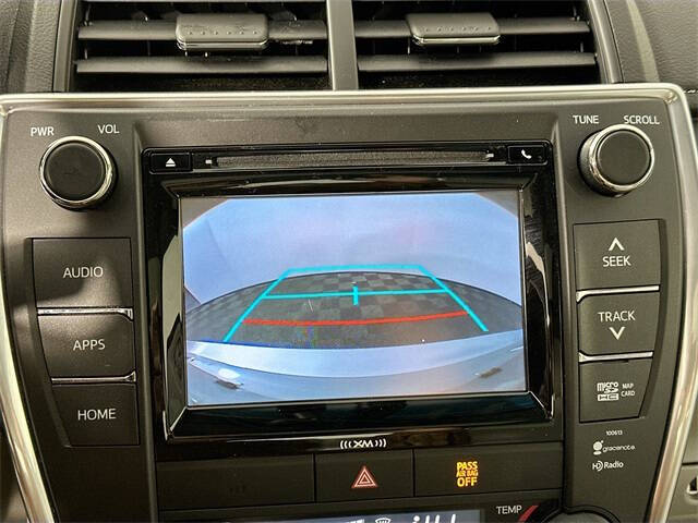 2016 Toyota Camry Hybrid XLE