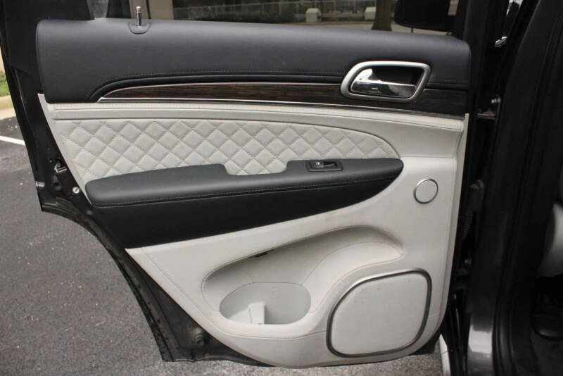 2017 Jeep Grand Cherokee Summit