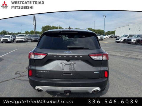2020 Ford Escape Titanium