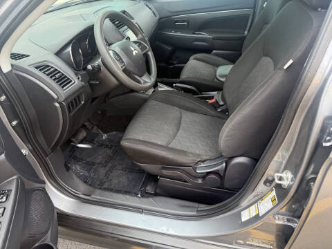 2020 Mitsubishi Outlander Sport ES