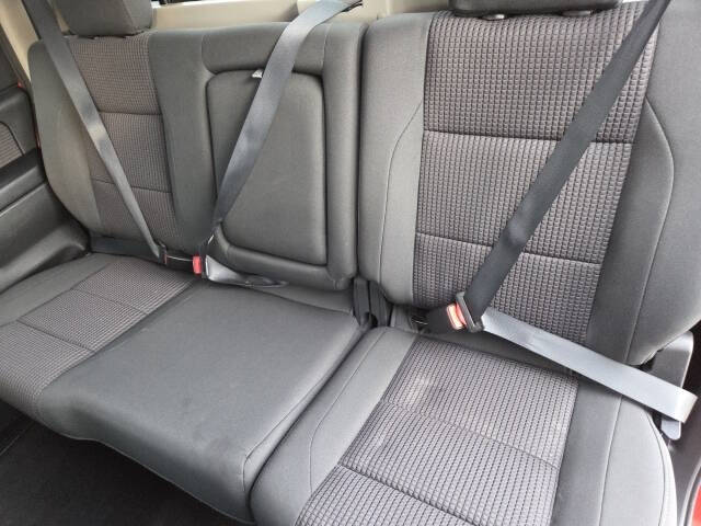 2012 Nissan Titan SV