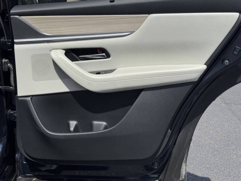 2025 Mazda CX-90 Plug-in Hybrid Premium Plus