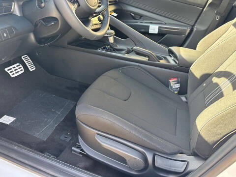 2026 Hyundai Elantra SEL Sport