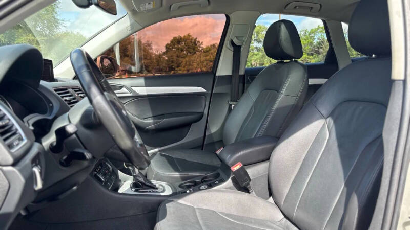 2017 Audi Q3 2.0T Premium