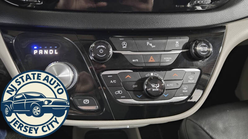 2018 Chrysler Pacifica Touring L