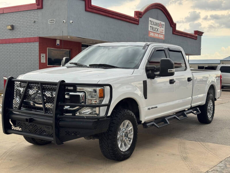 2022 Ford F-250 Super Duty XLT's photo