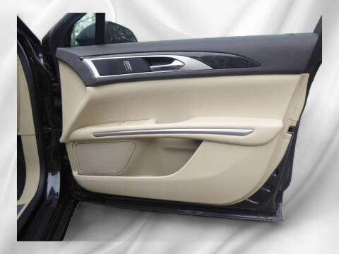 2014 Lincoln MKZ