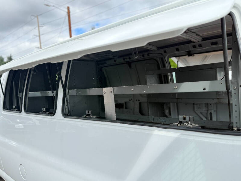 2009 GMC Savana 3500