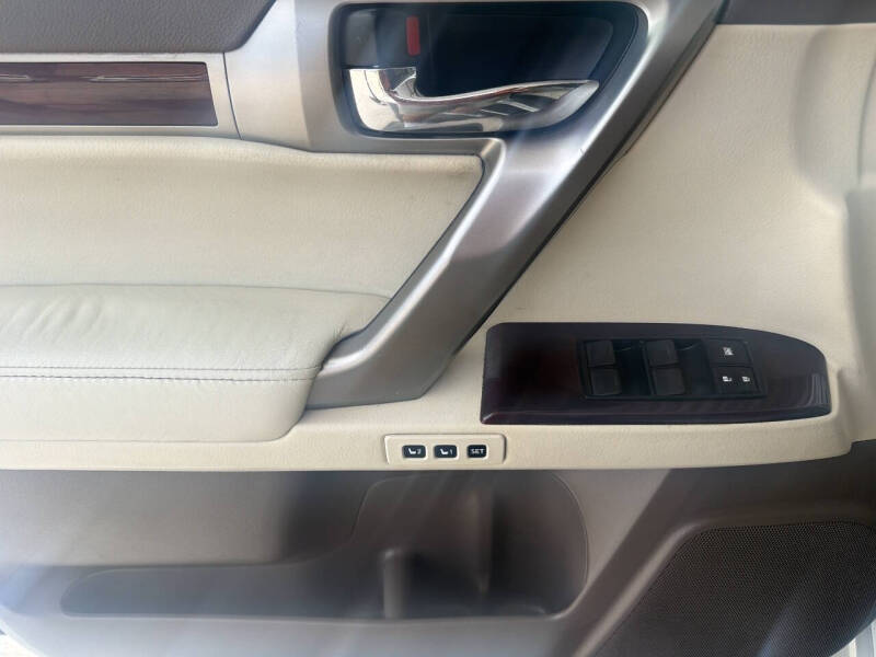 2017 Lexus GX 460
