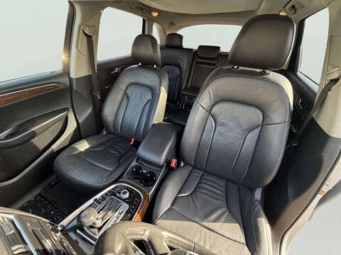 2011 Audi Q5 3.2 quattro Premium Plus