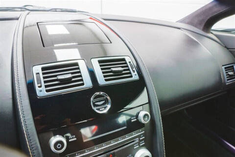 2011 Aston Martin V12 Vantage