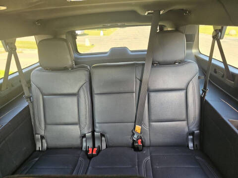 2023 GMC Yukon XL SLE