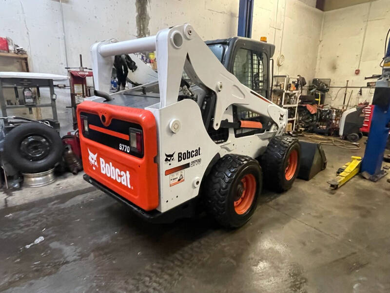 2011 Bobcat S770