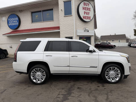 2017 Cadillac Escalade Platinum