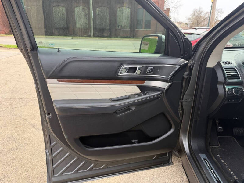 2016 Ford Explorer Platinum