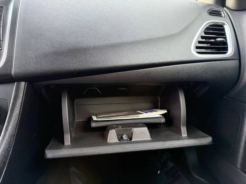 2012 Dodge Avenger SXT