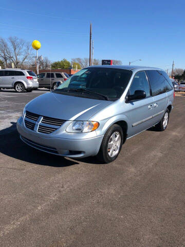2006 Dodge Caravan for sale at Gator's Auto Sales in Garland TX