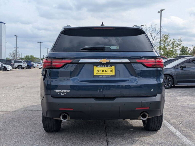 2023 Chevrolet Traverse LT Cloth