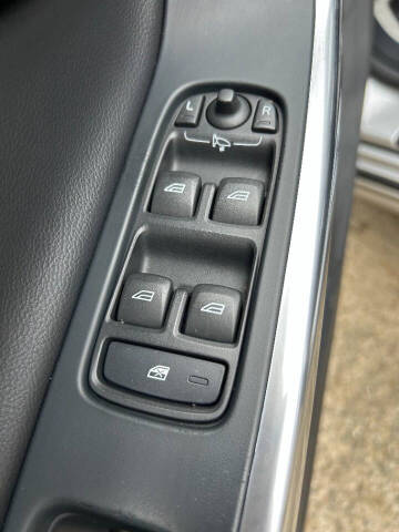 2016 Volvo V60 Cross Country T5