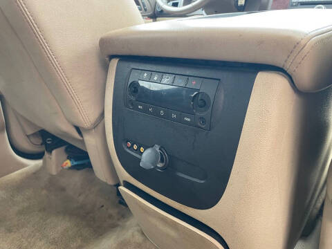 2014 Chevrolet Suburban LT