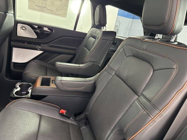 2025 Lincoln Aviator Black Label