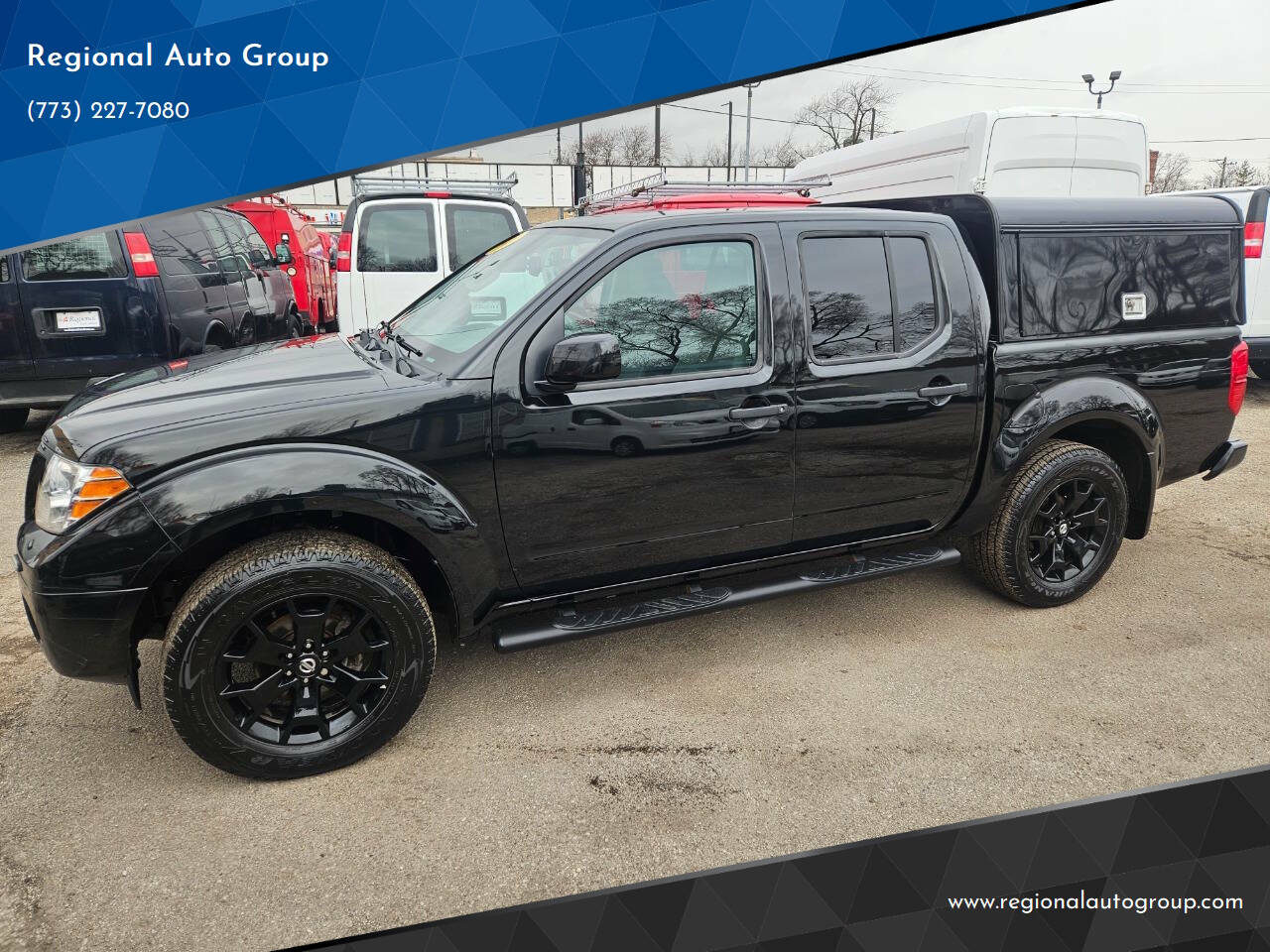 2021 Nissan Frontier SV 4x4 4dr Crew Cab 5 ft. SB's photo