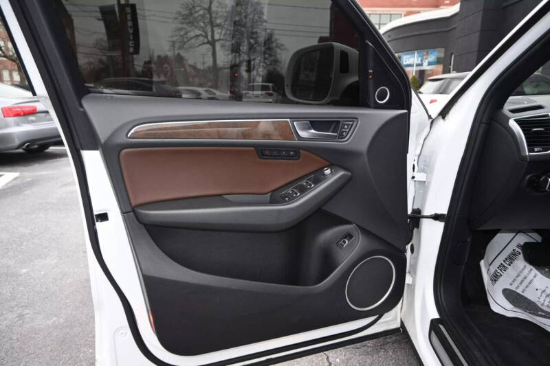 2016 Audi Q5 2.0T quattro Premium Plus