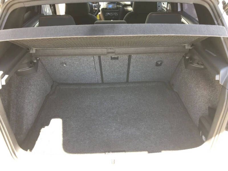 2013 Volkswagen GTI Wolfsburg Edition