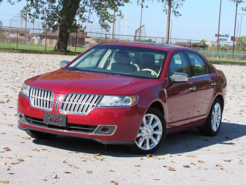 2011 Lincoln MKZ for sale at Highland Luxury in Highland IN