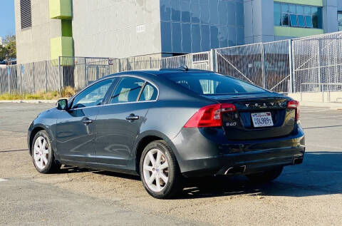 2016 Volvo S60 T5 Drive-E Premier