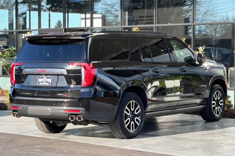 2024 GMC Yukon XL AT4