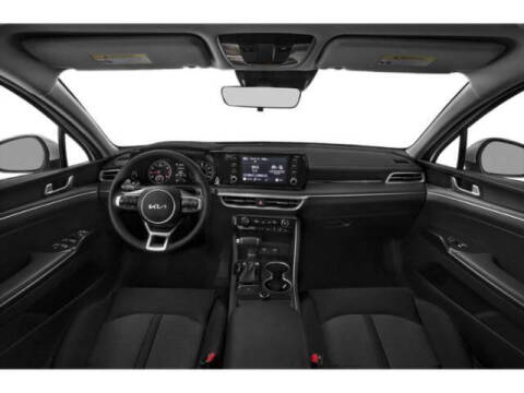 2022 Kia K5 LX