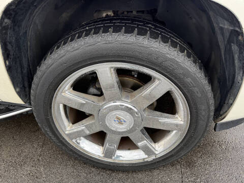 2010 Cadillac Escalade Luxury