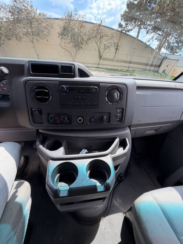 2012 Ford E-Series E-250