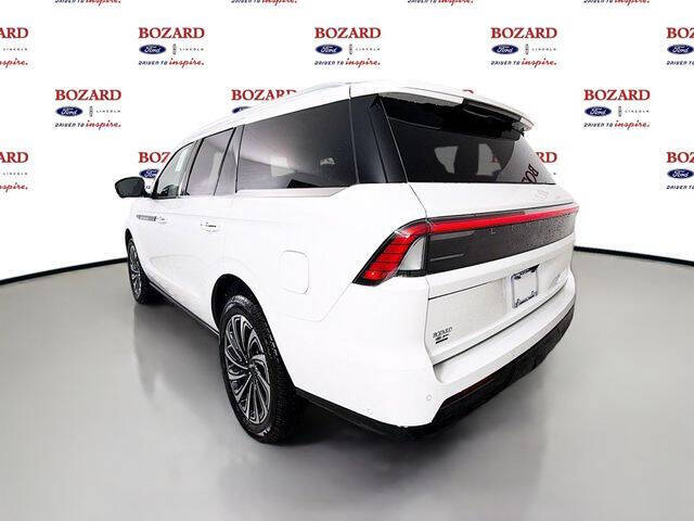 2025 Lincoln Navigator Black Label
