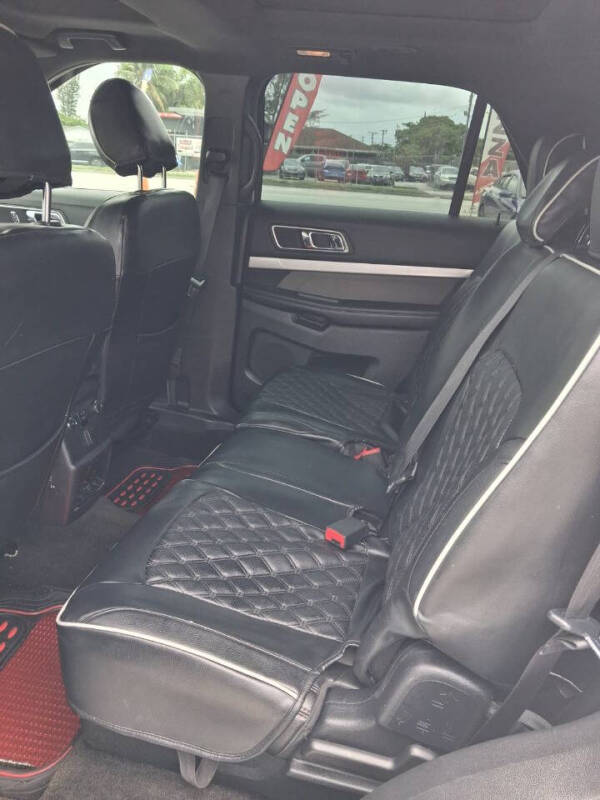 2017 Ford Explorer XLT