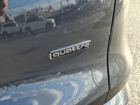 2025 Audi Q5 quattro Premium Plus TFSI