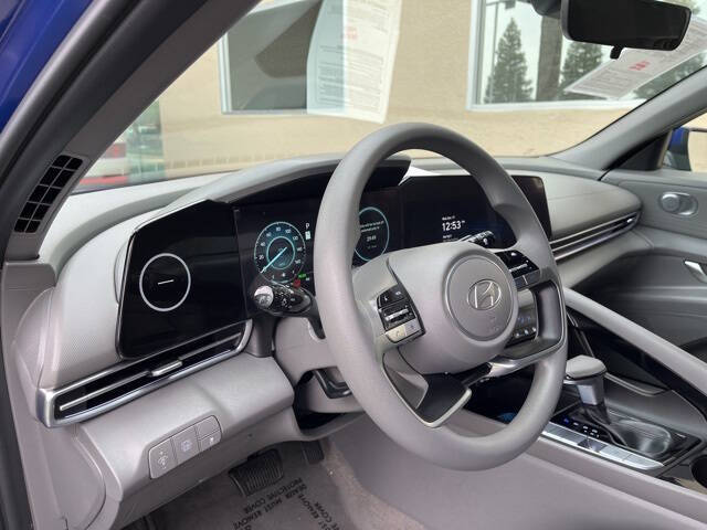 2024 Hyundai Elantra Hybrid Blue