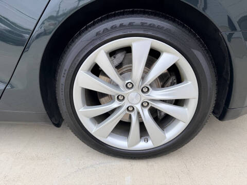 2013 Tesla Model S Performance