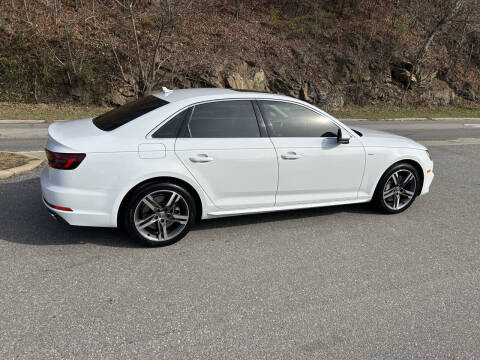 2018 Audi A4 2.0T quattro Premium Plus