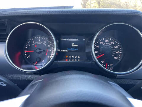 2022 Ford Mustang EcoBoost Premium