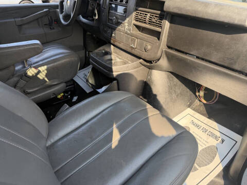2017 Chevrolet Express 2500