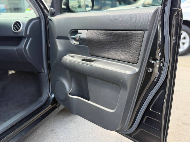 2009 Scion xB