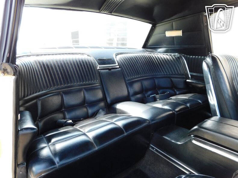 1966 Ford Thunderbird