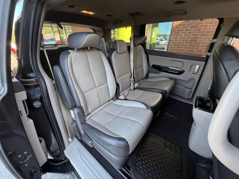 2018 Kia Sedona