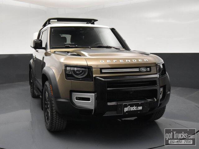 2023 Land Rover Defender 90 SE