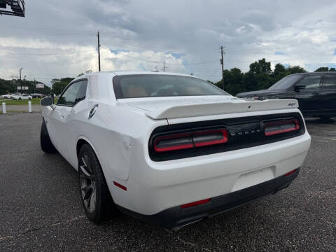 2016 Dodge Challenger SRT 392